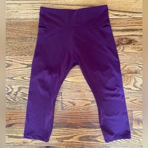 Lorna Jane Amy “Plum” Burgundy Leggings - Size M